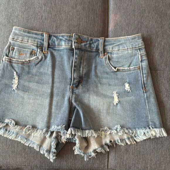 Tactr Girls Brittany 5 Pocket Fray Hem Shorts in Indigo. Size 14. - Picture 2 of 6